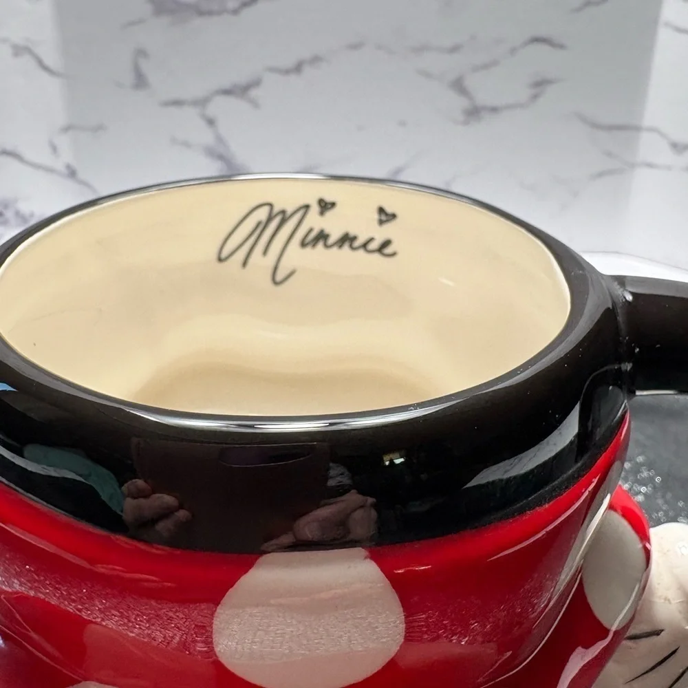 Disney Vintage Minnie Mouse Pants/Legs Ceramic Coffee Mug-Capacity 6 oz.-4.5” H